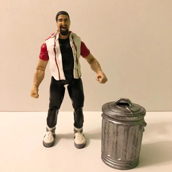1999 Mick Foley Jakks Pacific Titan Tron Live WWE  Wrestling Figure Garbage Can - Picture 1 of 12